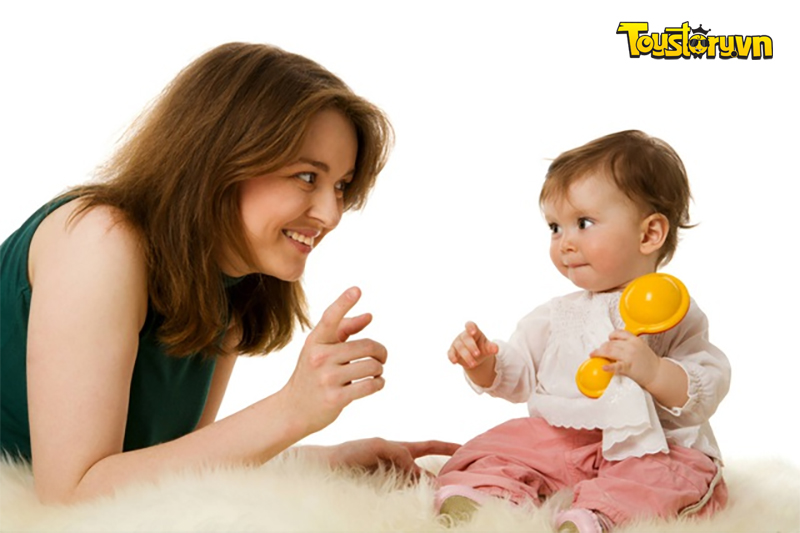 Cha mẹ dạy bé tập nói