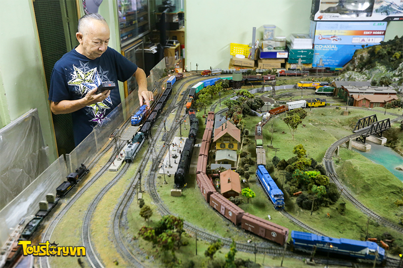 Mô hình xe lửa và Sa bàn của Bác Nguyễn Văn Được