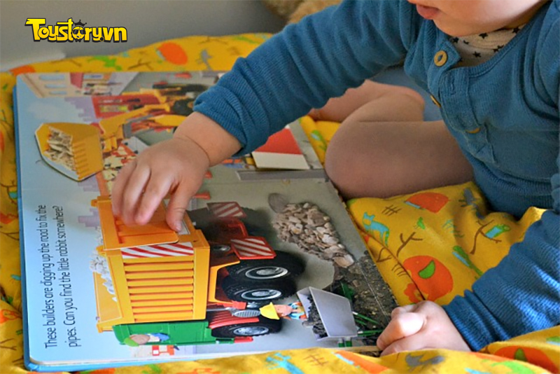 Sách tương tác giúp Tập vận động và sự khéo léo của các cơ