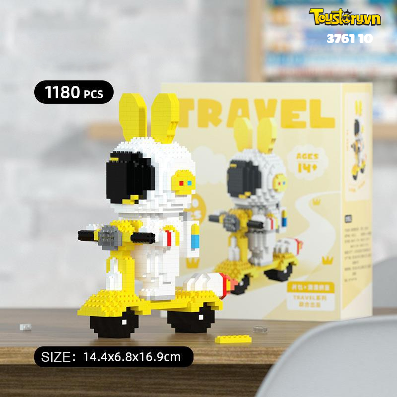 Lego Phi Hành Gia Lái Xe (3761 10)